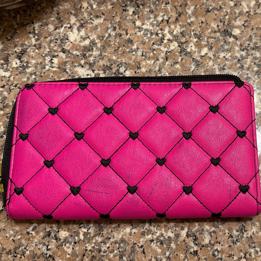 Betsey Johnson Pink Quilted Wallet with Black Accents (w/flaws) - Picture 2 of 8